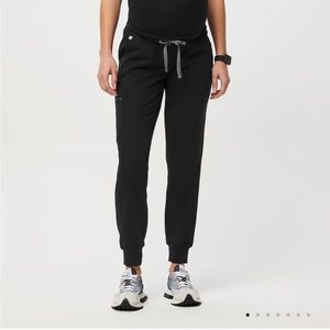 Zamora Maternity Jogger Scrub Pants